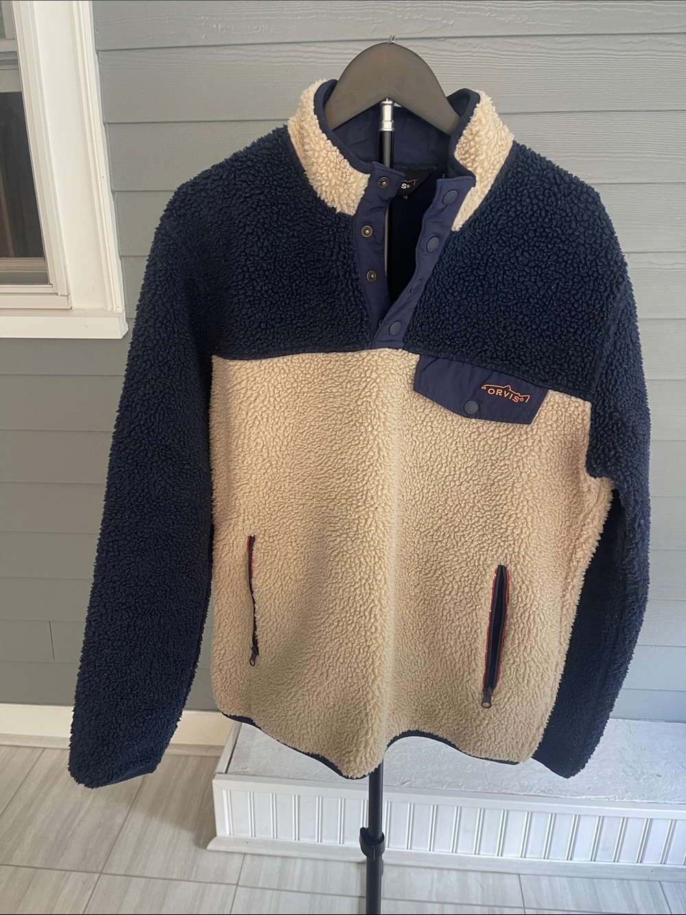 Orvis Navy and Cream Sherpa Snap Pullover Jacket Size M